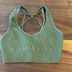 NVGTN Sage Ribbed Sports Bra